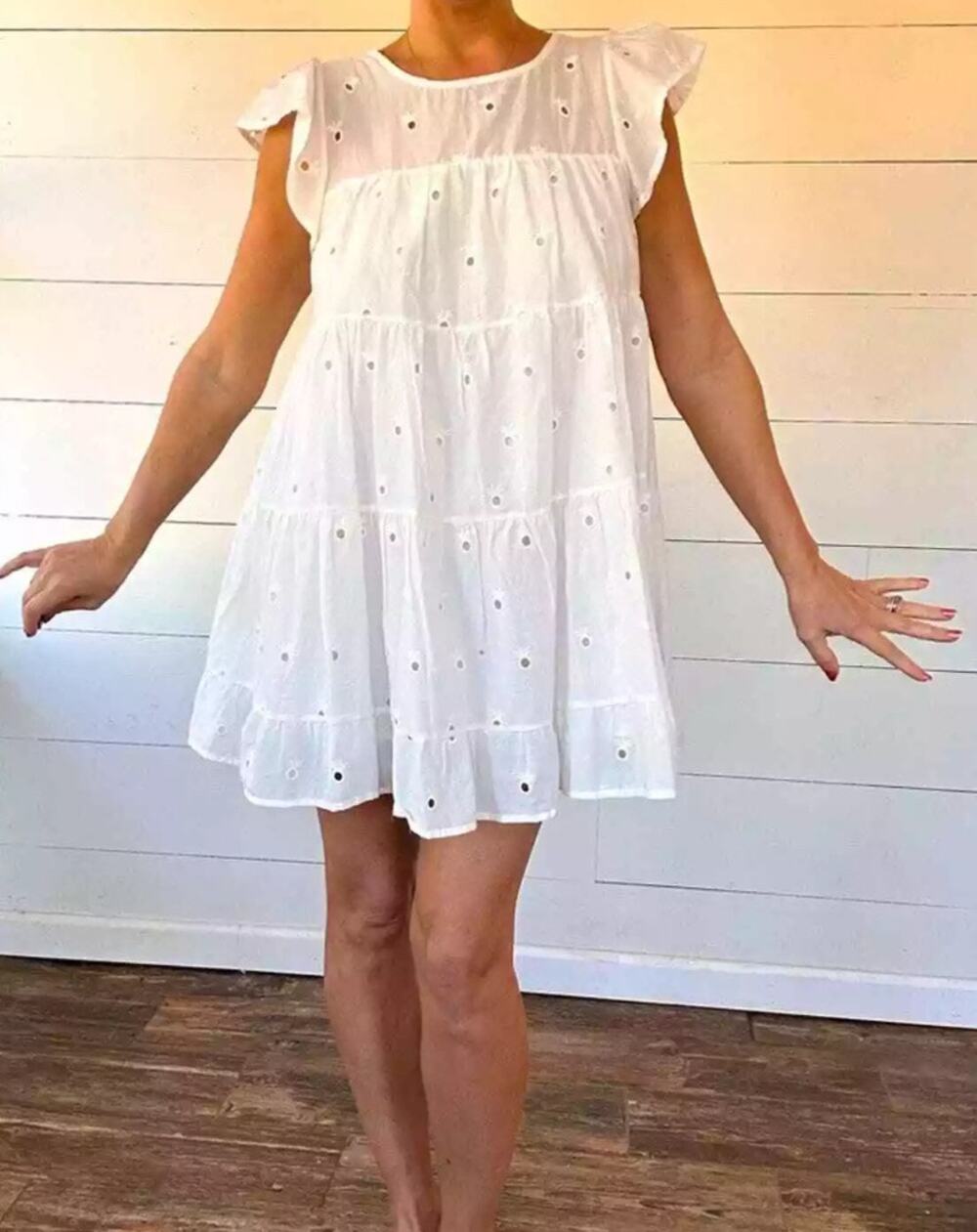 SIMPLY SOUTHERN white pineapple eyelet tiered cotton mini dress-Size Medium